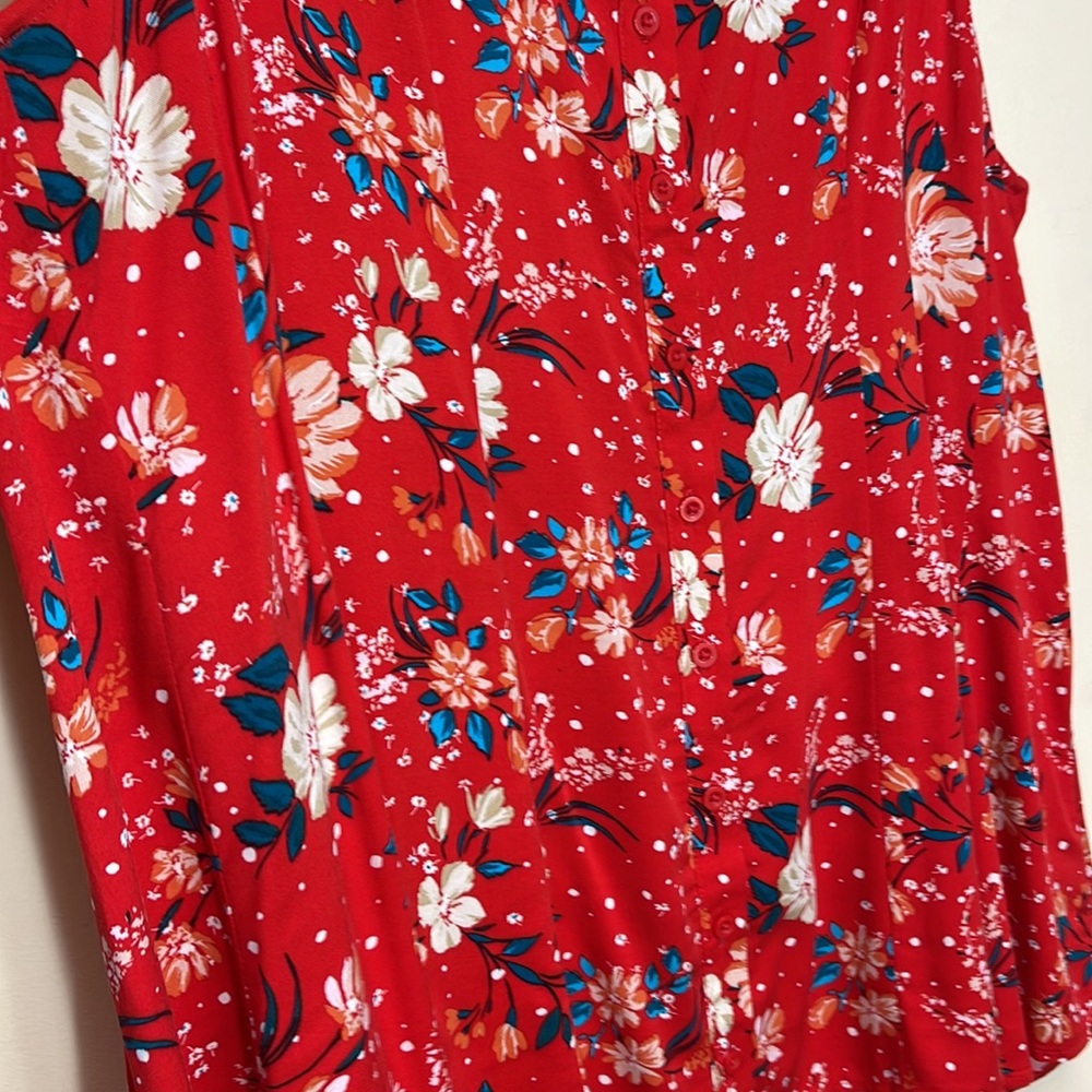 Torrid Fit And Flare Stretch Challis Button-Front Tank - Picture 4 of 14